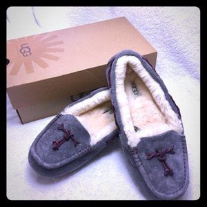 UGG Brett Wool Lined Slipper
